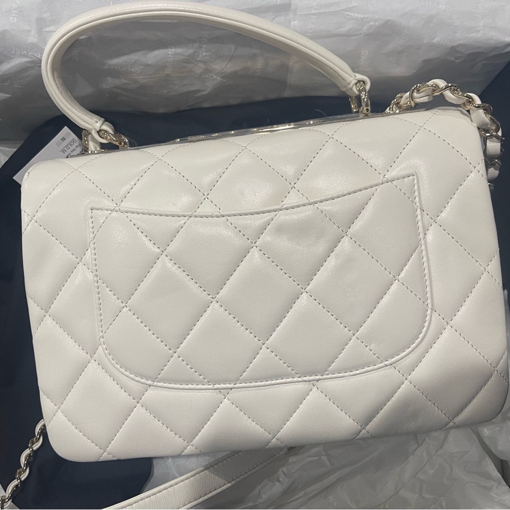 Brand new Chanel Large - Picture 4 of 5